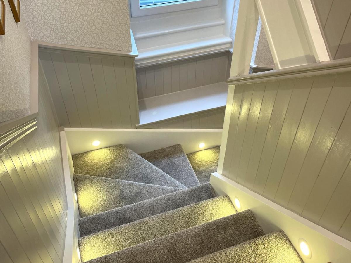 Pass The Keys Beautifully Presented 3Br Luxury Apartment Kirkcudbright Exteriér fotografie